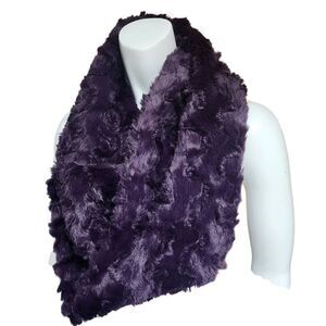 Peace & Pearls Purple Faux Fur Infinity Scarf